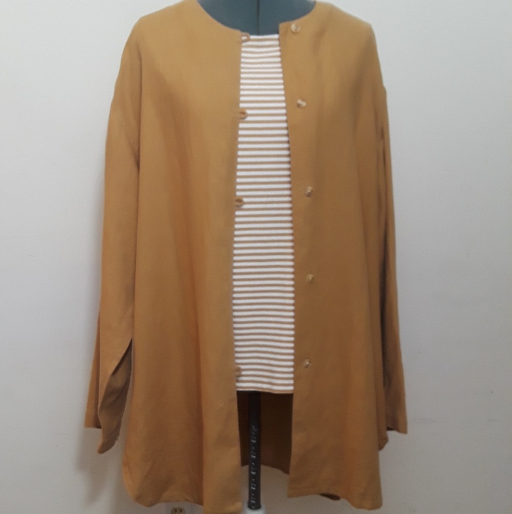 Lord and Taylor Linen button down